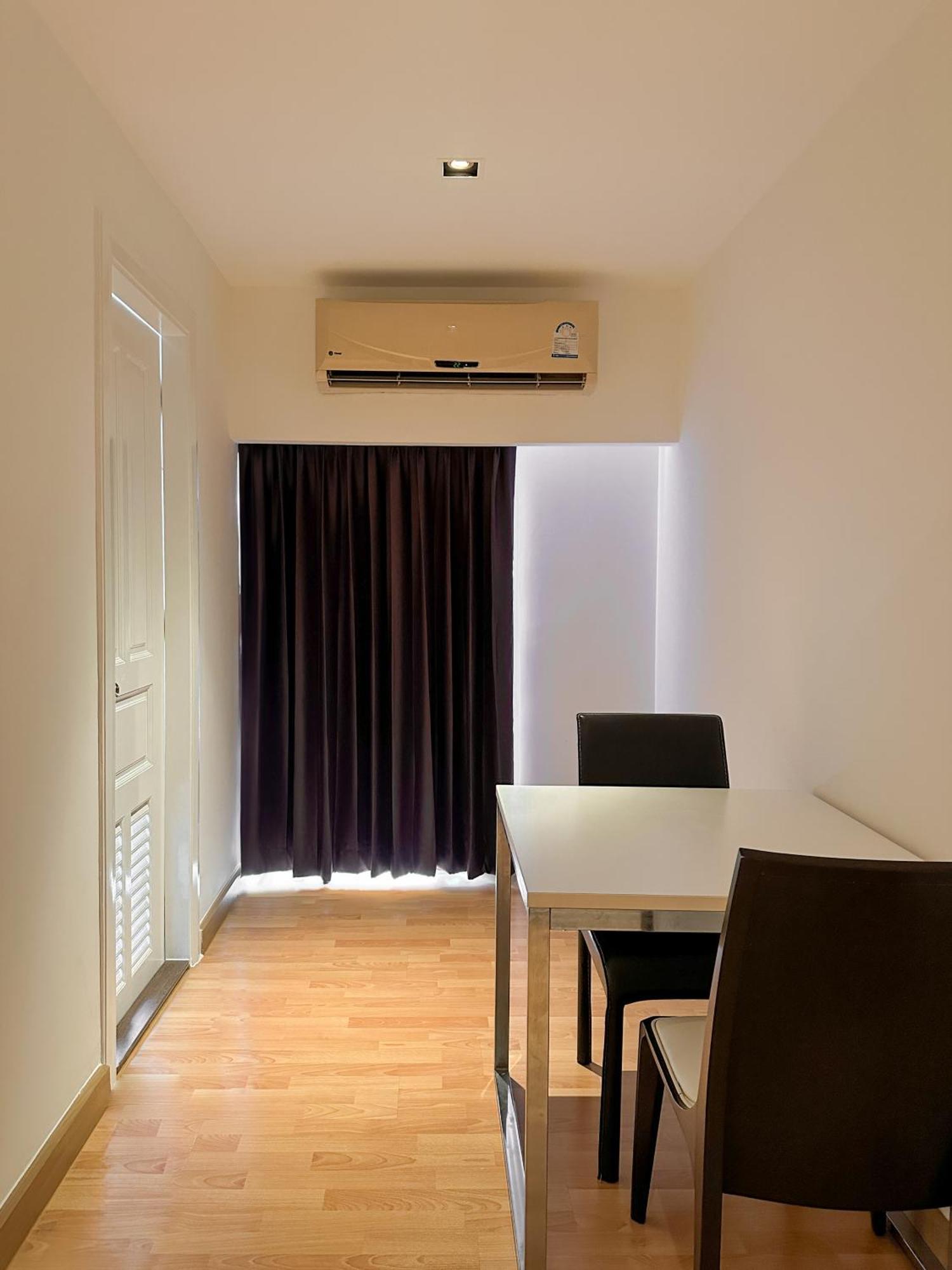 Nantiruj Tower - นันทิรุจ ทาวเวอร์ เซอร์วิสอพาร์ทเม้นท์ สุขุมวิท ซอย 8 Apartment Bangkok Luaran gambar